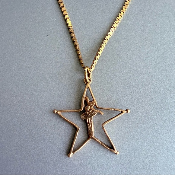 14k Gold Ballerina Open Work Star Ballet Pendant on Box Chain Necklace V…